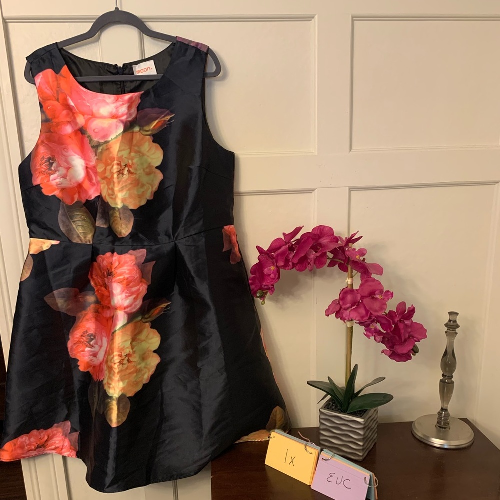 Moon floral cocktail dress sz 1x
